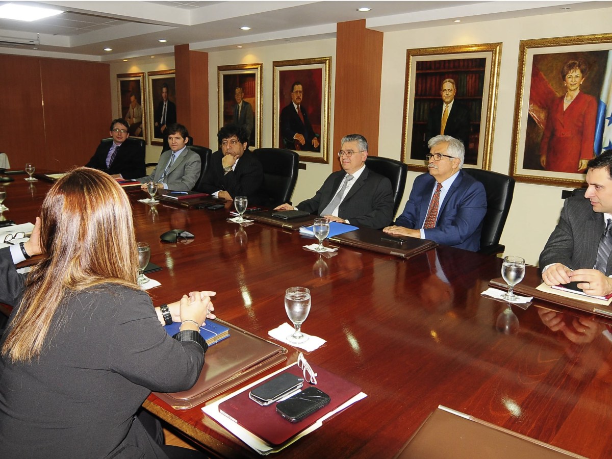 Equilibrar las cuentas para proseguir con el&nbsp;saqueo